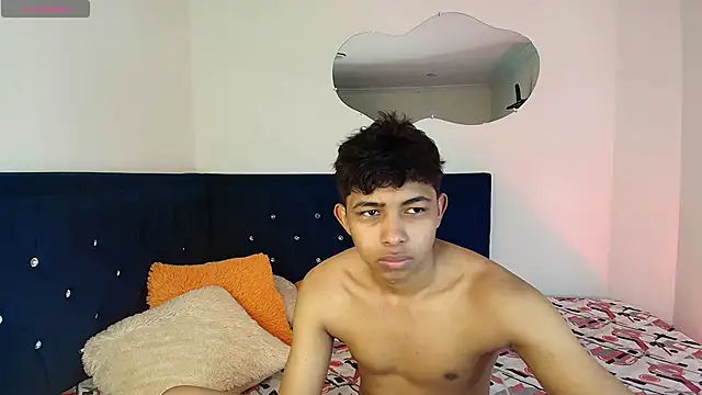 twinkmilk  online show from January 13, 2025, 11:30 am