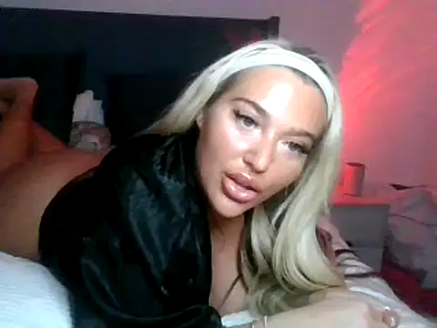 Snapshot of TastyTiffanyy chatting on January 9, 2025, 9:05 pm TastyTiffanyy online show from January 9, 2025, 9:05 pm