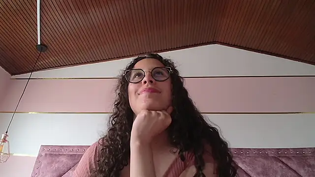 Snapshot of Charlotte__Miller chatting on March 7, 2025, 5:49 pm Charlotte Miller online show from March 7, 2025, 5:49 pm