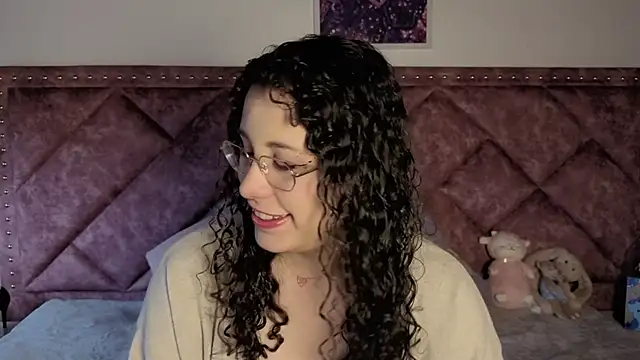 Snapshot of Charlotte__Miller chatting on September 14, 2025, 11:20 am Charlotte Miller online show from September 14, 2025, 11:20 am