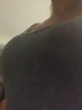 Samantha bigboobs online show from November 12, 2025, 9:36 pm