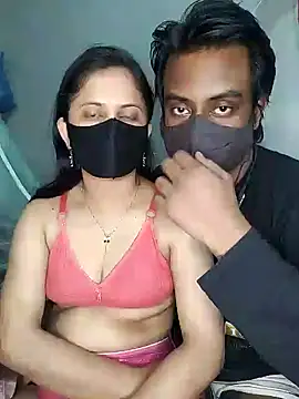 Hot Nila online show from February 9, 2025, 7:41 pm