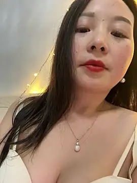 SSSniang- online show from February 8, 2025, 12:17 pm