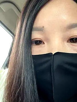 SSSniang- online show from December 1, 2025, 1:43 am