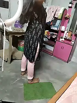 nikitacute23 online show from February 27, 2025, 1:38 pm