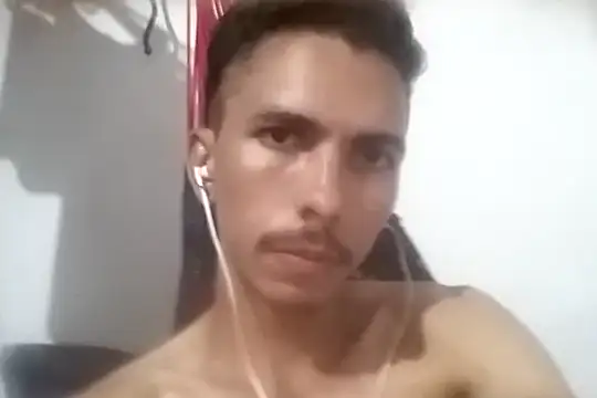 MagrinhoSaradoo online show from February 6, 2025, 3:06 am