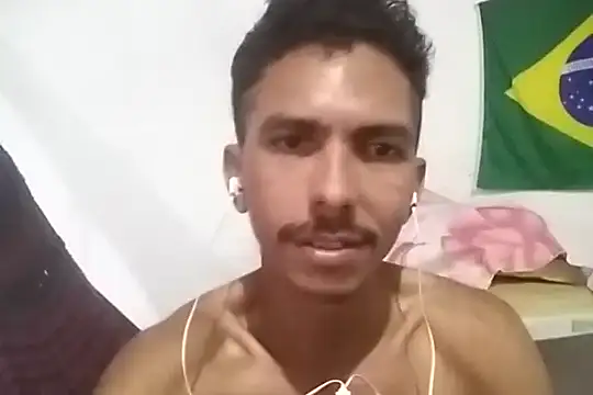 MagrinhoSaradoo online show from February 20, 2025, 8:25 pm