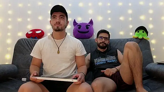 Snapshot of ErickBrant chatting on March 11, 2025, 1:16 am ErickBrant online show from March 11, 2025, 1:16 am