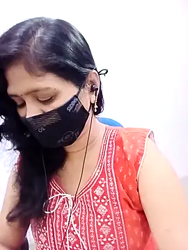 Snapshot of Lucky-Deepthi chatting on March 16, 2025, 12:45 am Lucky-Deepthi online show from March 16, 2025, 12:45 am