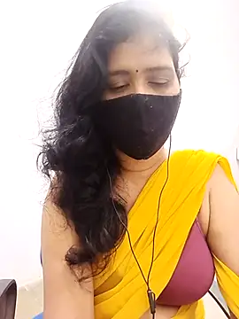 Snapshot of Lucky-Deepthi chatting on September 21, 2025, 1:07 am Lucky-Deepthi online show from September 21, 2025, 1:07 am