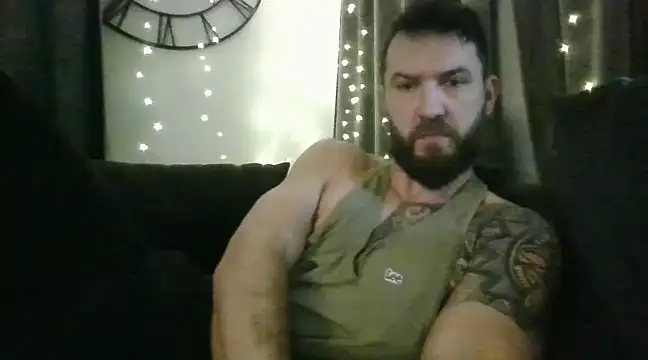 Snapshot of realdilf chatting on January 17, 2025, 8:24 am realdilf online show from January 17, 2025, 8:24 am