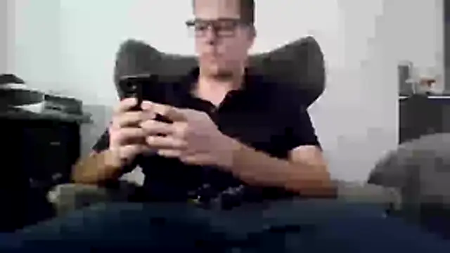 anto7207 online show from December 5, 2025, 3:52 pm