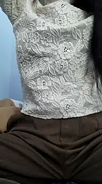 Snapshot of Barbie_183 chatting on March 18, 2025, 5:52 am Barbie 183 online show from March 18, 2025, 5:52 am