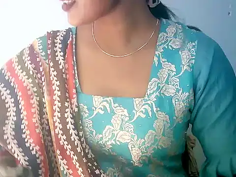 Snapshot of Barbie_183 chatting on November 11, 2025, 5:18 am Barbie 183 online show from November 11, 2025, 5:18 am