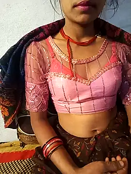 Snapshot of Amaya_Bajwa chatting on February 6, 2025, 9:38 pm Amaya Bajwa online show from February 6, 2025, 9:38 pm