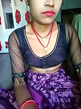 Snapshot of Amaya_Bajwa chatting on February 14, 2025, 7:49 am Amaya Bajwa online show from February 14, 2025, 7:49 am