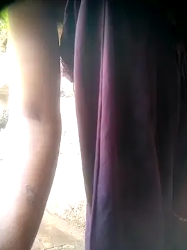 Snapshot of Amaya_Bajwa chatting on November 23, 2025, 4:45 am Amaya Bajwa online show from November 23, 2025, 4:45 am