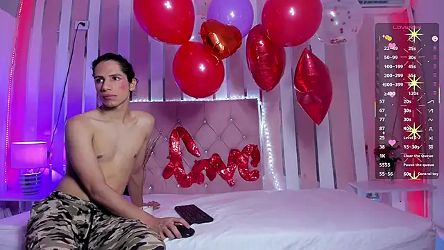 TylerBloom online show from February 11, 2025, 8:42 pm