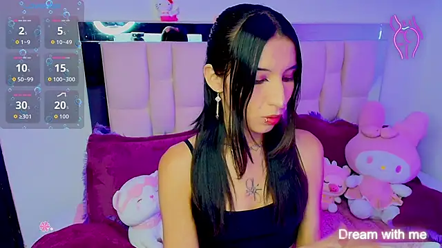 Snapshot of Silver_Rosex chatting on December 4, 2025, 2:10 am Silver Rosex online show from December 4, 2025, 2:10 am