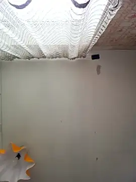 Snapshot of Lauren_Amabel chatting on December 20, 2025, 8:54 am Lauren Amabel online show from December 20, 2025, 8:54 am