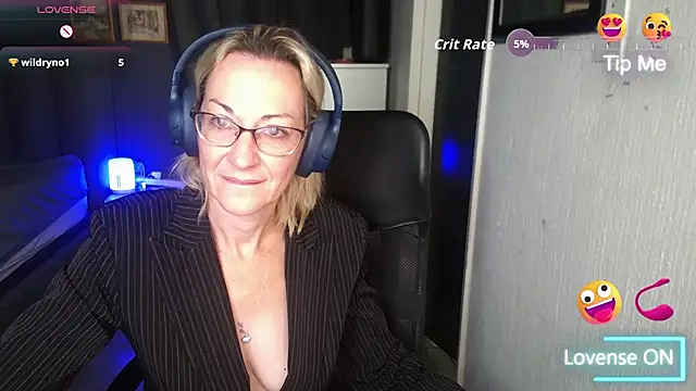 Snapshot of boeslaboes1 chatting on September 29, 2025, 2:27 am boeslaboes1 online show from September 29, 2025, 2:27 am