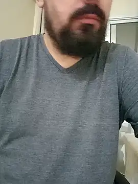 curtindo-muito82 online show from January 8, 2025, 1:00 am