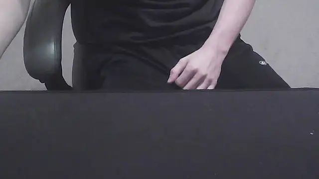 LoveFun02 online show from December 2, 2025, 5:30 pm