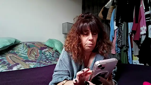 sweetinside  online show from December 16, 2025, 1:27 pm