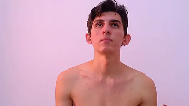 Ana and Leo online show from March 3, 2025, 12:58 pm