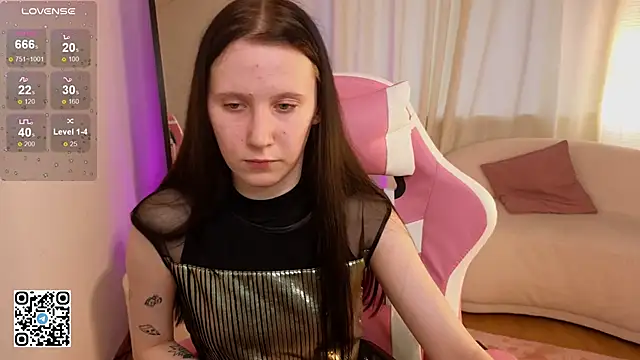 mon lola online show from February 2, 2025, 6:26 am