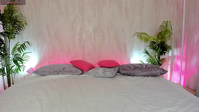 passi lover online show from February 20, 2025, 1:57 am