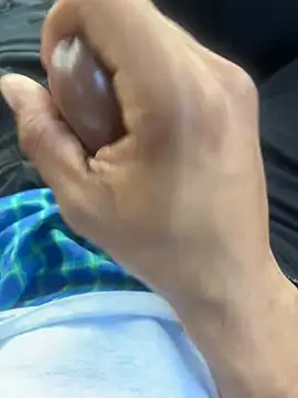 Snapshot of Blackzanpakuto chatting on February 28, 2025, 10:50 pm Blackzanpakuto online show from February 28, 2025, 10:50 pm