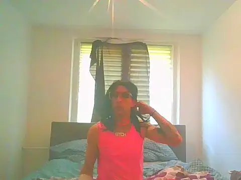 Snapshot of TamaraHardy chatting on December 16, 2025, 9:25 am TamaraHardy online show from December 16, 2025, 9:25 am