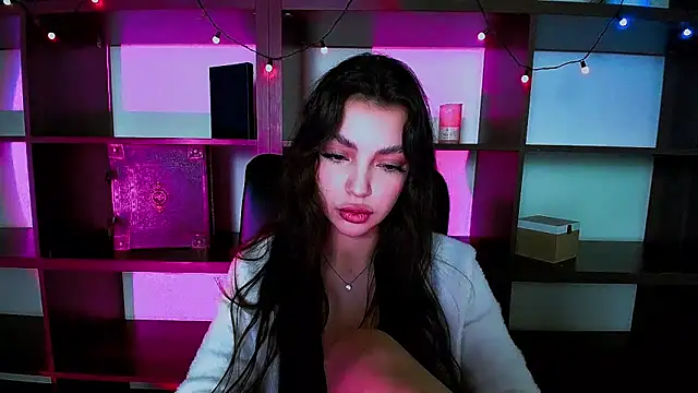 Snapshot of Lexi_Jous chatting on February 17, 2025, 5:43 pm Lexi Jous online show from February 17, 2025, 5:43 pm