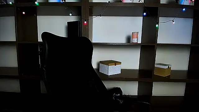 Snapshot of Lexi_Jous chatting on February 18, 2025, 5:53 pm Lexi Jous online show from February 18, 2025, 5:53 pm