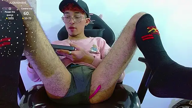 Axel tay online show from February 28, 2025, 6:43 am