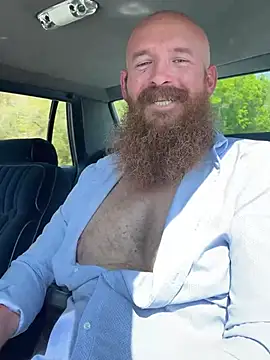 Snapshot of 32XRedBeard chatting on March 8, 2025, 5:11 pm 32XRedBeard online show from March 8, 2025, 5:11 pm
