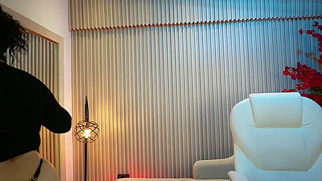 Snapshot of Emma_Walkerr_ chatting on September 24, 2025, 7:06 pm Emma Walkerr online show from September 24, 2025, 7:06 pm