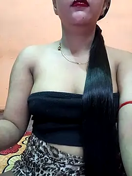 Snapshot of Eisha_20s chatting on October 9, 2025, 4:21 am Eisha 20s online show from October 9, 2025, 4:21 am