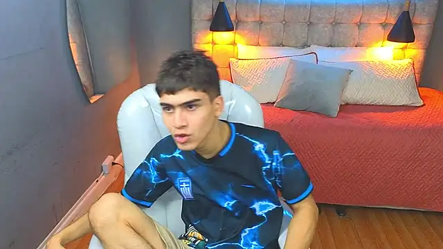 Tommy18   online show from February 21, 2025, 6:40 am