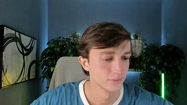 Snapshot of John_Weasley chatting on November 5, 2025, 1:00 pm John Weasley online show from November 5, 2025, 1:00 pm