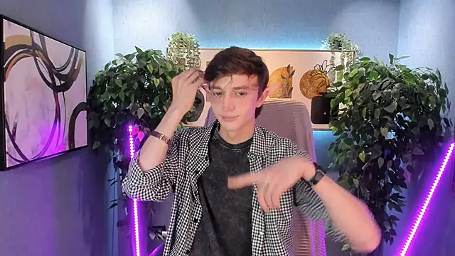 Snapshot of John_Weasley chatting on November 14, 2025, 2:05 pm John Weasley online show from November 14, 2025, 2:05 pm