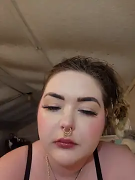 Snapshot of LitHippieBaby420 chatting on January 14, 2025, 9:09 pm LitHippieBaby420 online show from January 14, 2025, 9:09 pm