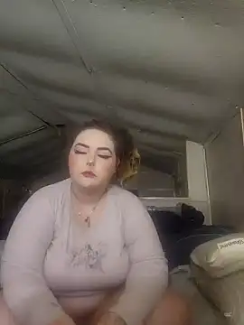 Snapshot of LitHippieBaby420 chatting on January 15, 2025, 12:15 pm LitHippieBaby420 online show from January 15, 2025, 12:15 pm