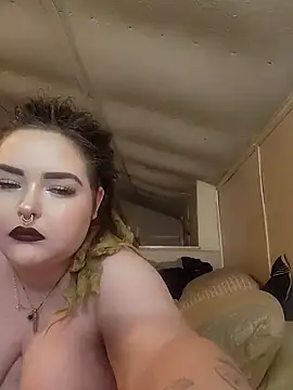 Snapshot of LitHippieBaby420 chatting on January 18, 2025, 9:34 pm LitHippieBaby420 online show from January 18, 2025, 9:34 pm