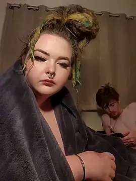 Snapshot of LitHippieBaby420 chatting on February 19, 2025, 11:46 pm LitHippieBaby420 online show from February 19, 2025, 11:46 pm