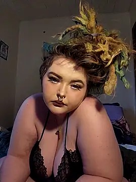 Snapshot of LitHippieBaby420 chatting on March 19, 2025, 6:12 pm LitHippieBaby420 online show from March 19, 2025, 6:12 pm