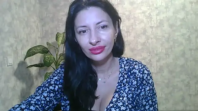 LissaBlossom online show from September 20, 2025, 3:46 pm