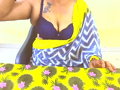 Snapshot of sriyazhini chatting on November 27, 2025, 6:15 am sriyazhini online show from November 27, 2025, 6:15 am