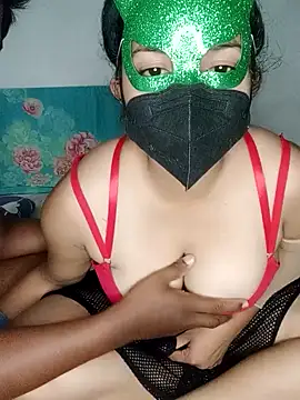 Queen princes online show from November 16, 2025, 5:57 am